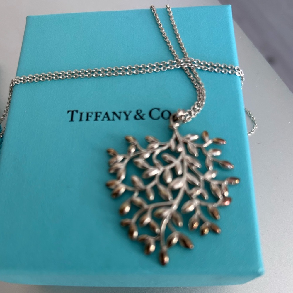 Tiffany & Co. Paloma Picasso Large Olive Leaf Necklace